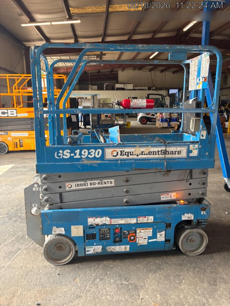 2019 Genie GS-1930 Fixed rails with chain Entry