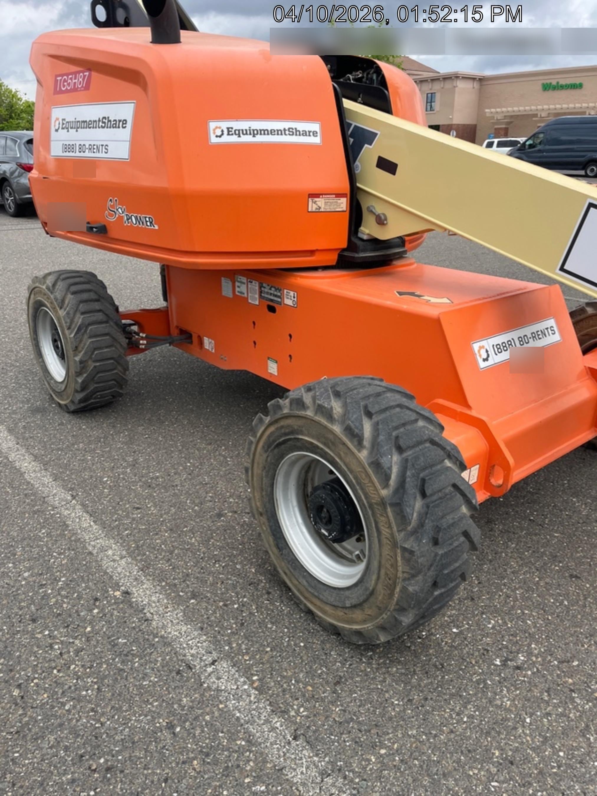 2020 JLG 400S