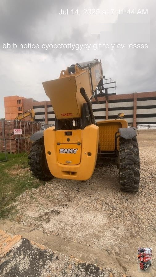 2021 SANY STH1056