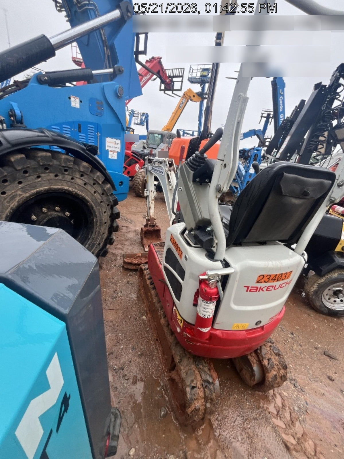 2022 TAKEUCHI TB210R