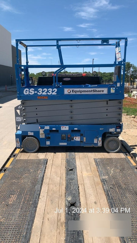 2022 GENIE GS-3232