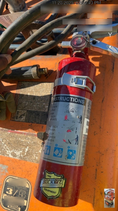 2021 Lincoln Electric Ranger 305 LPG LPG One-Pak (includes undercarriage, tank holder & tank strap) ORANGE