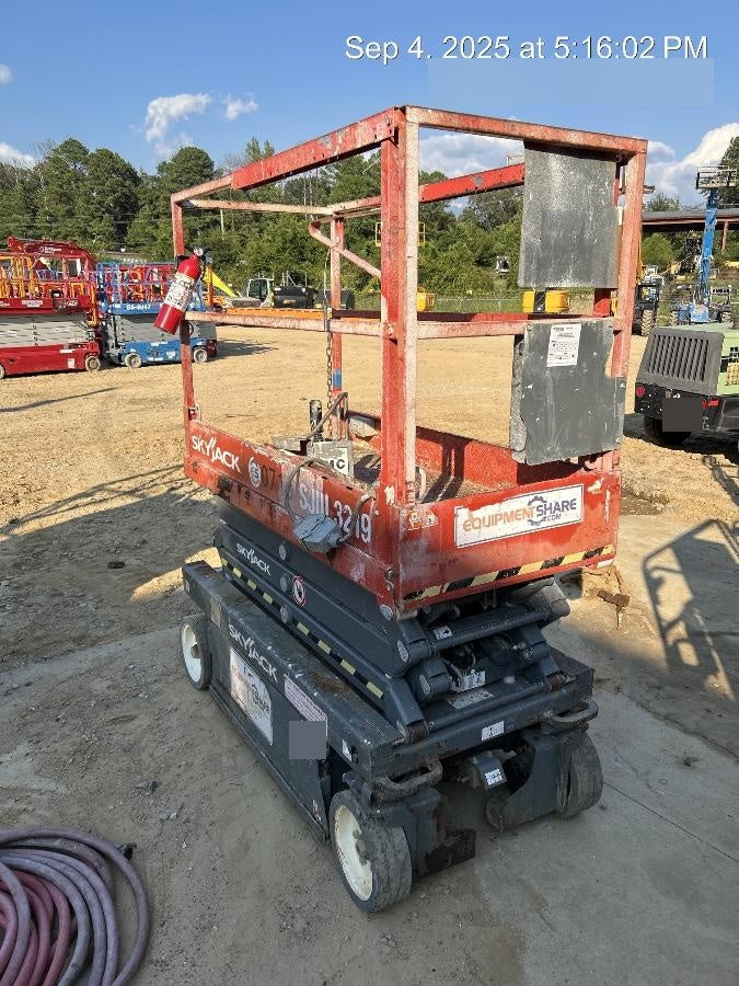2016 SKYJACK SJIII-3219
