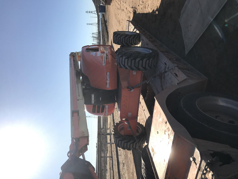 2019 JLG 600AJ