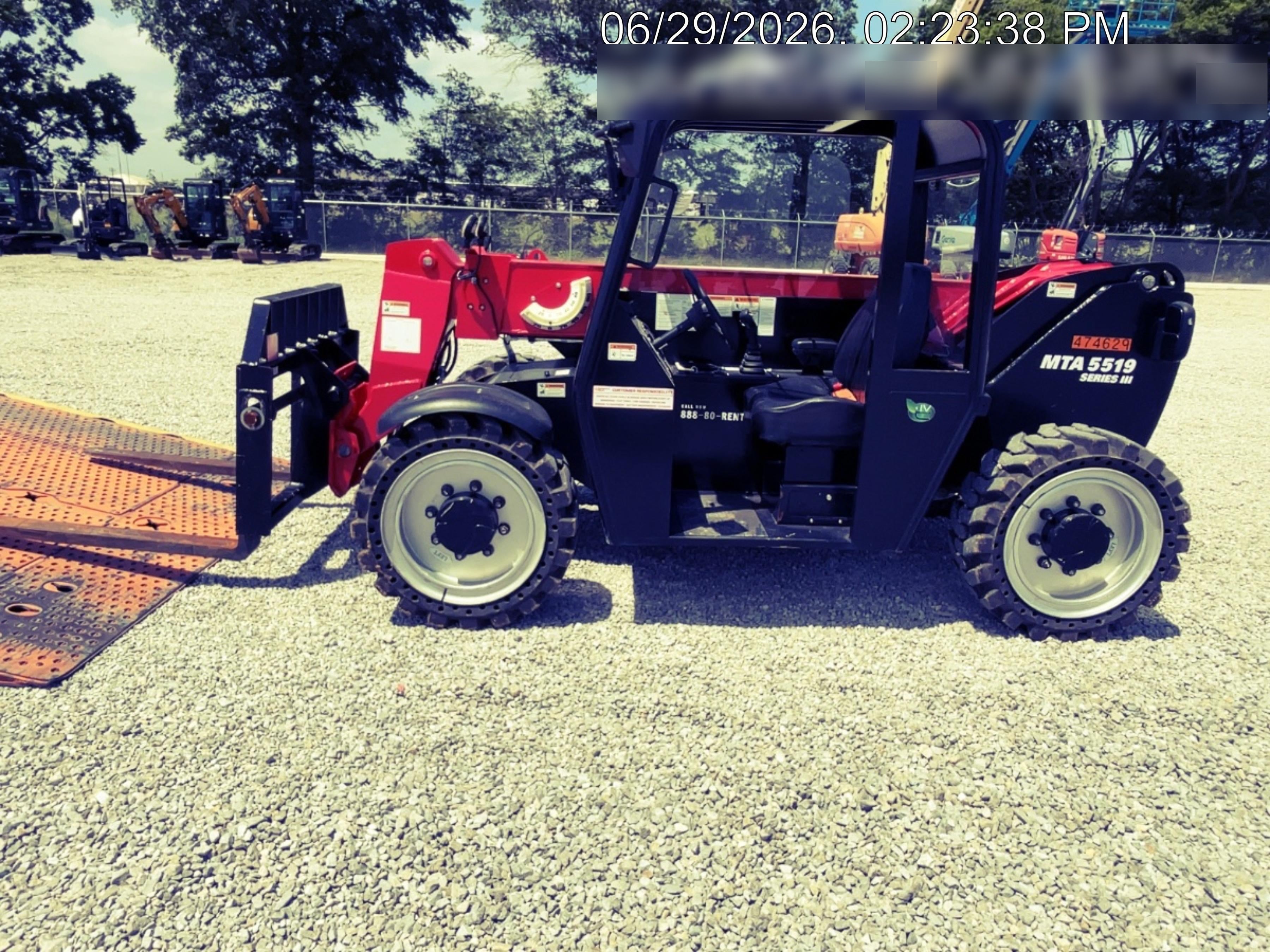 2025 MANITOU MTA5519
