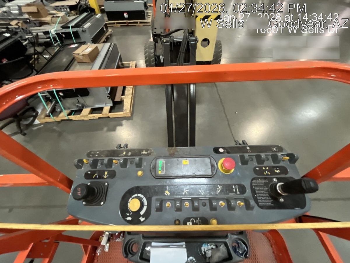 2024 JLG E450AJ