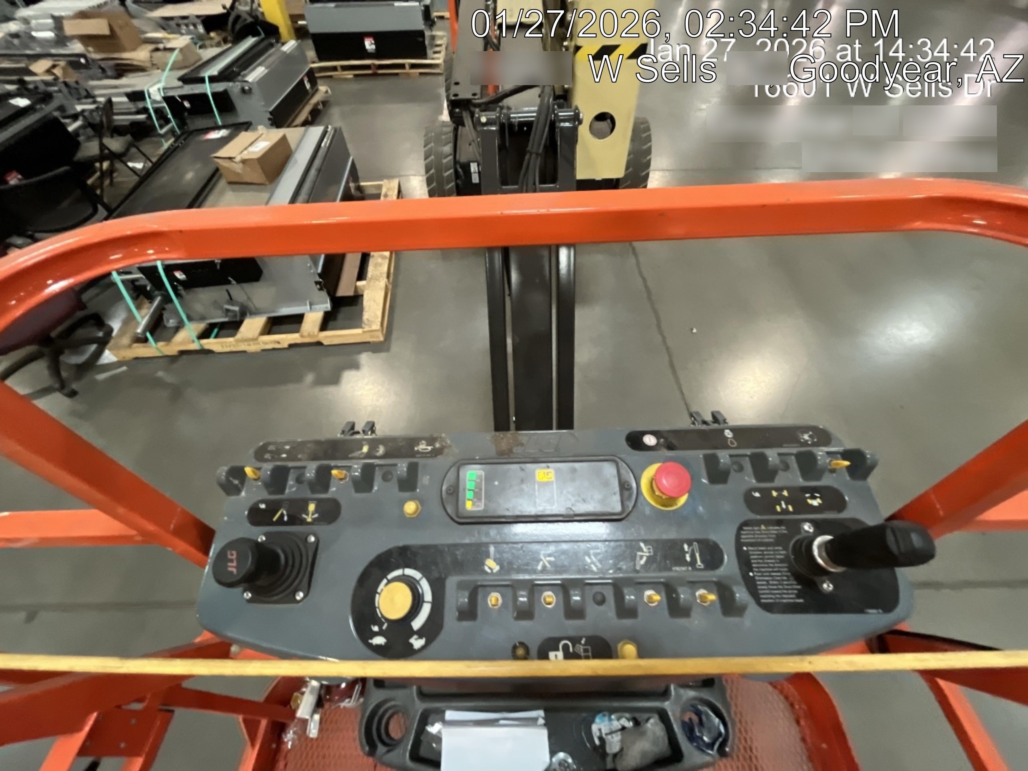 2024 JLG E450AJ