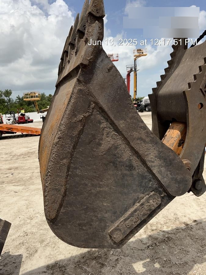 2023 WAIN-ROY 36" Bucket - Wain-Roy