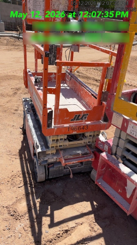 2021 JLG ES1330L