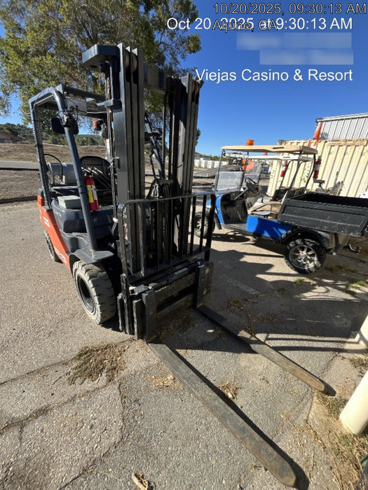 2022 TOYOTA 8FGU25 LP w/ Scale