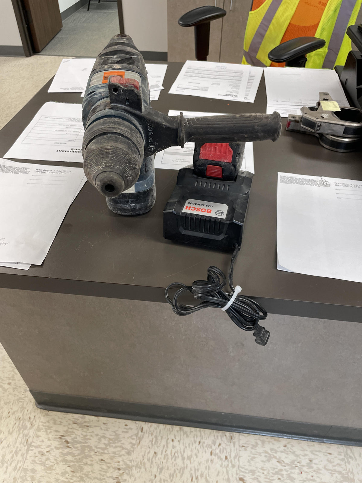 2023 BOSCH GBA18V80