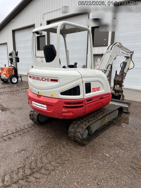 2019 TAKEUCHI TB240