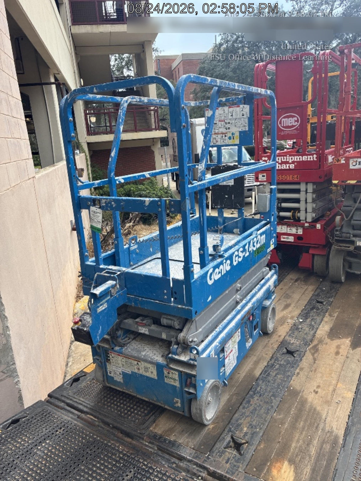 2023 GENIE GS-1432