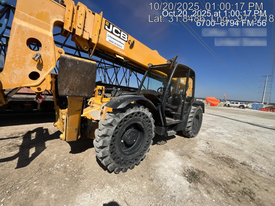 2019 JCB 510-56 Open ROPS, 74 HP, Solid Tires, Worklights, Beacon, Aux Hydraulics, Lifting Eye 66" Carriage/60" Forks