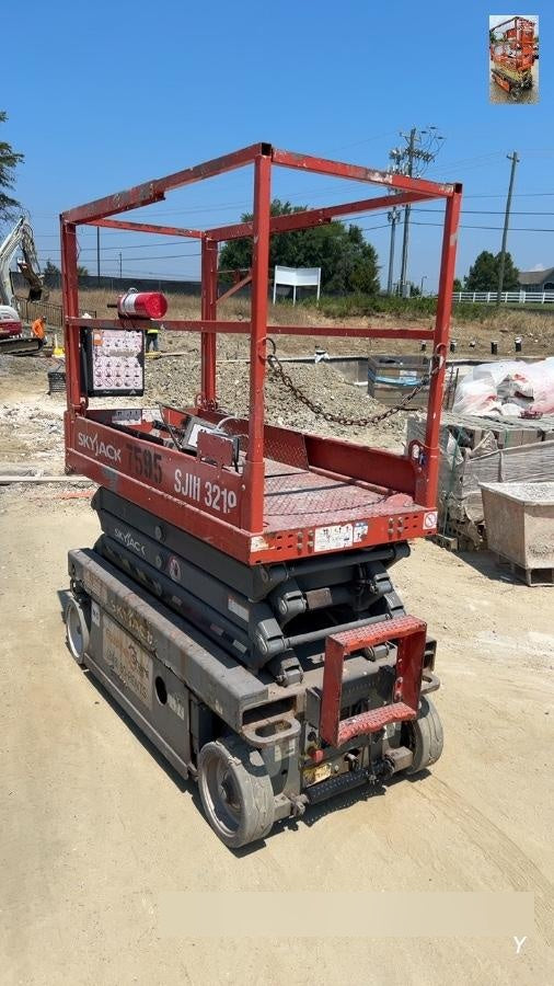 2018 SKYJACK SJIII-3219