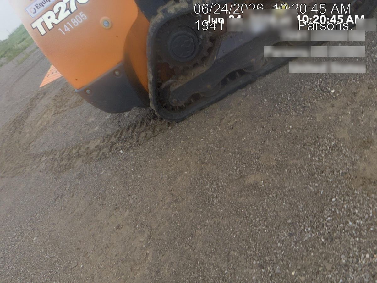 2021 CASE TR270B