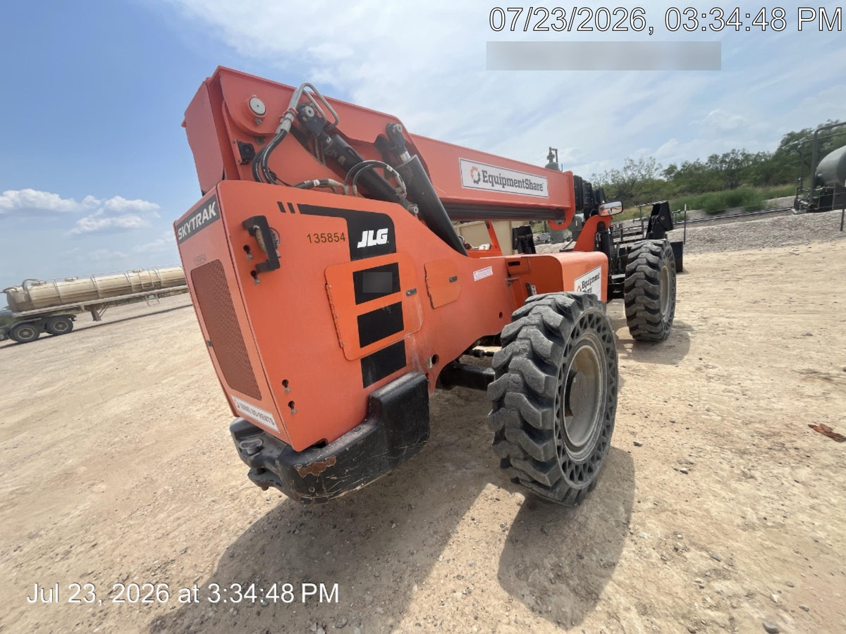 2021 SKYTRAK 10054