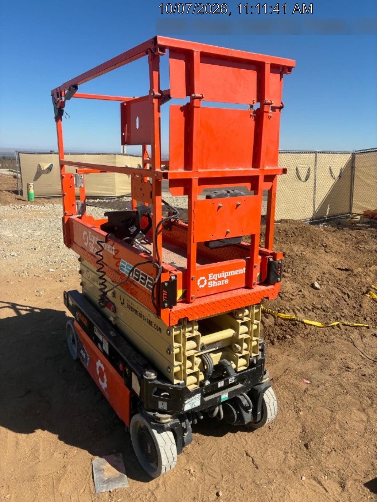 2022 JLG ES1932