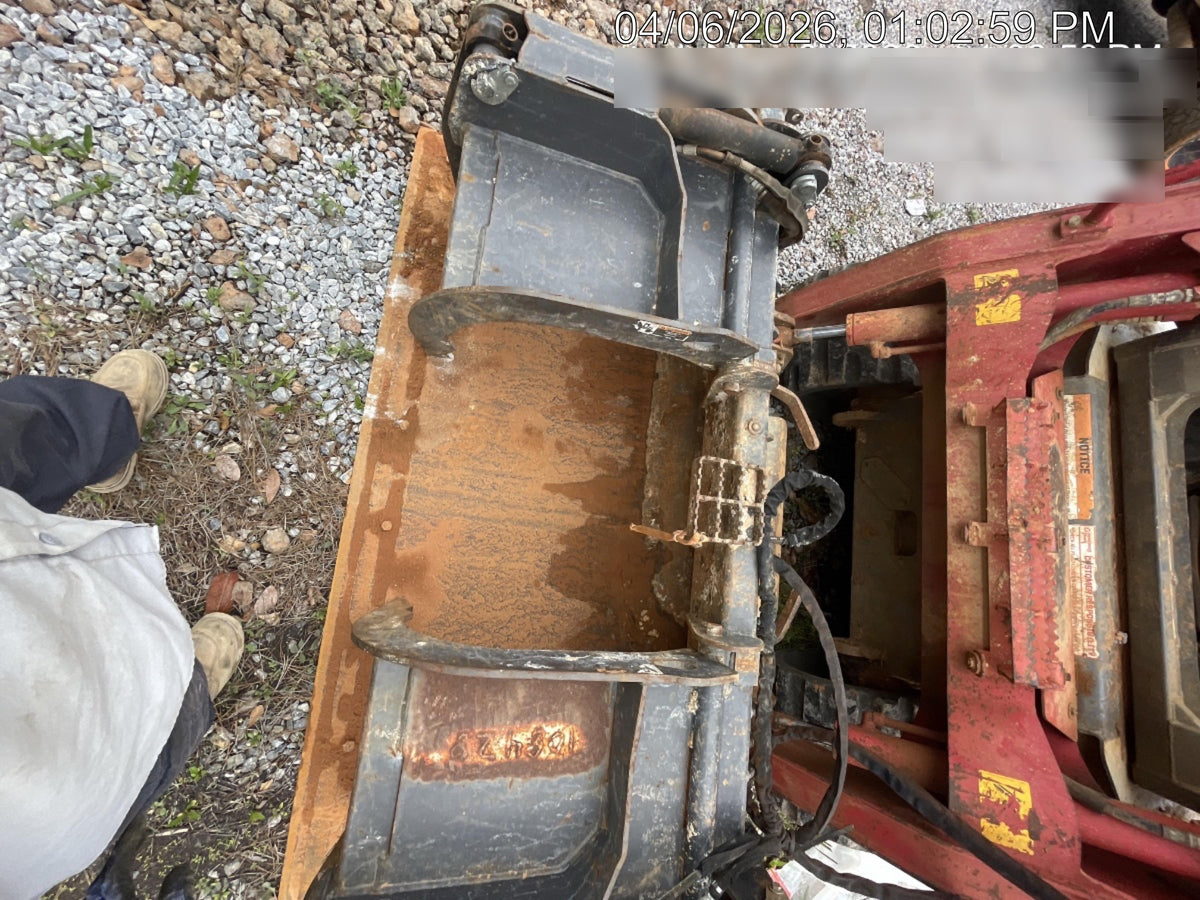 2020 PALADIN 76" Scrap Grapple Bucket - Paladin
