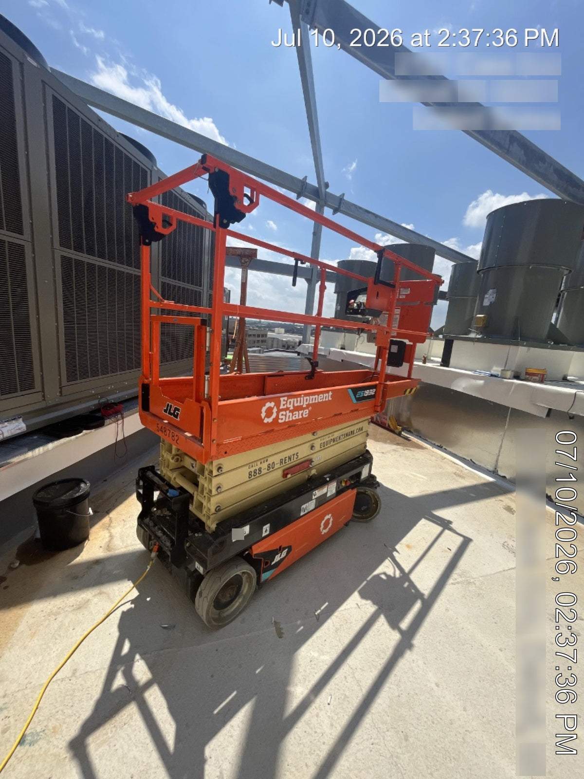 2025 JLG ES1932