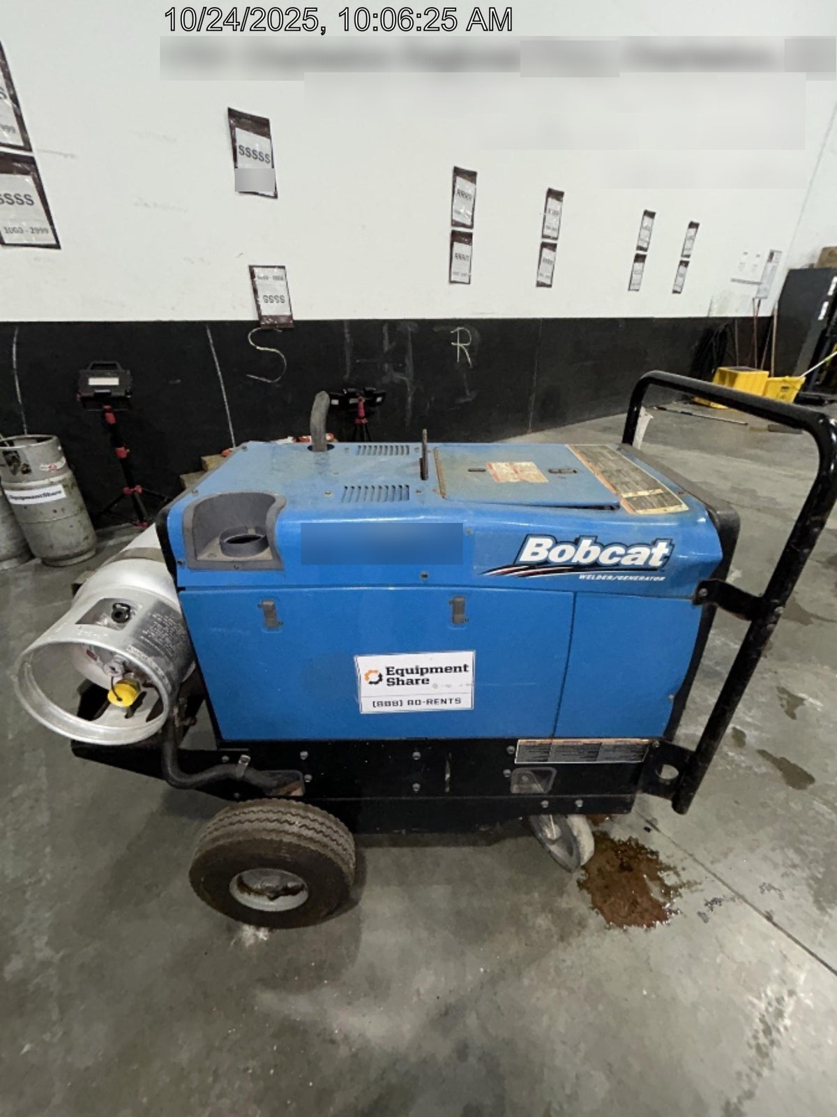 2019 Miller Electric BOBCAT 250 951600 PKG-250 amp Propane Welder, Standard w/Running Gear, Bracket, Hose"250 amp Propane Welder, Standard w/Running Gear, Bracket, Hose