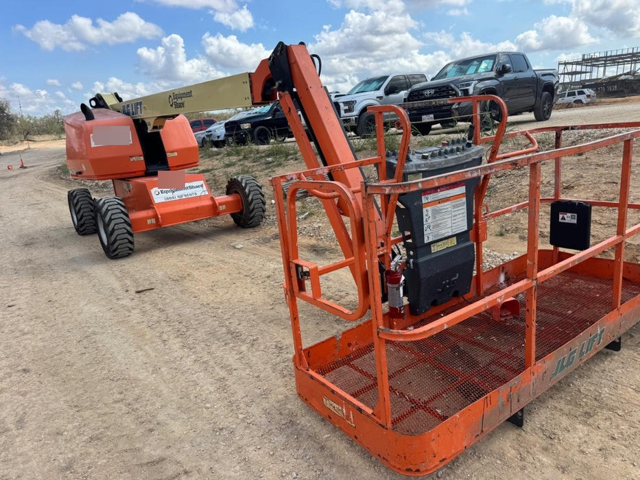 2019 JLG 460SJ