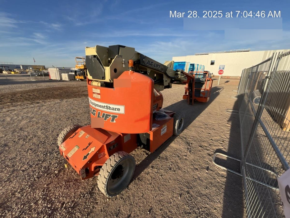 2019 JLG E400AJPN