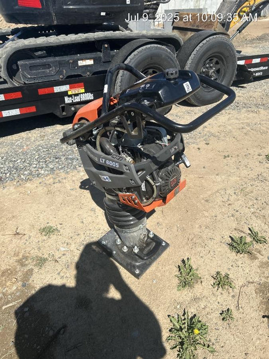 2025 HUSQVARNA LT6005
