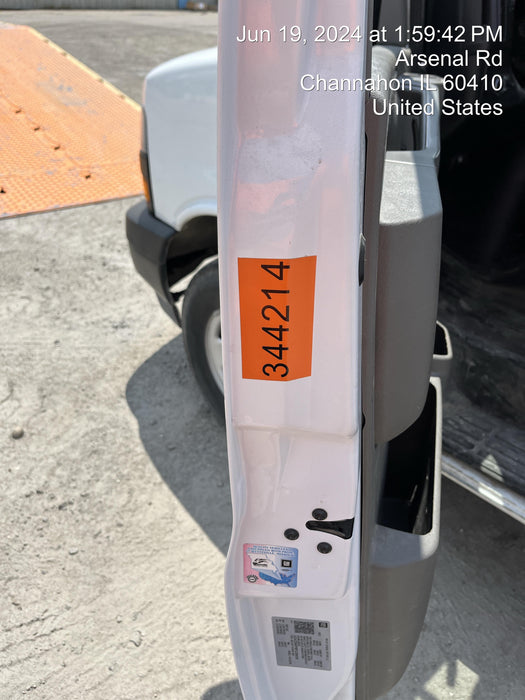 2023 CHEVROLET Express Van - Rental