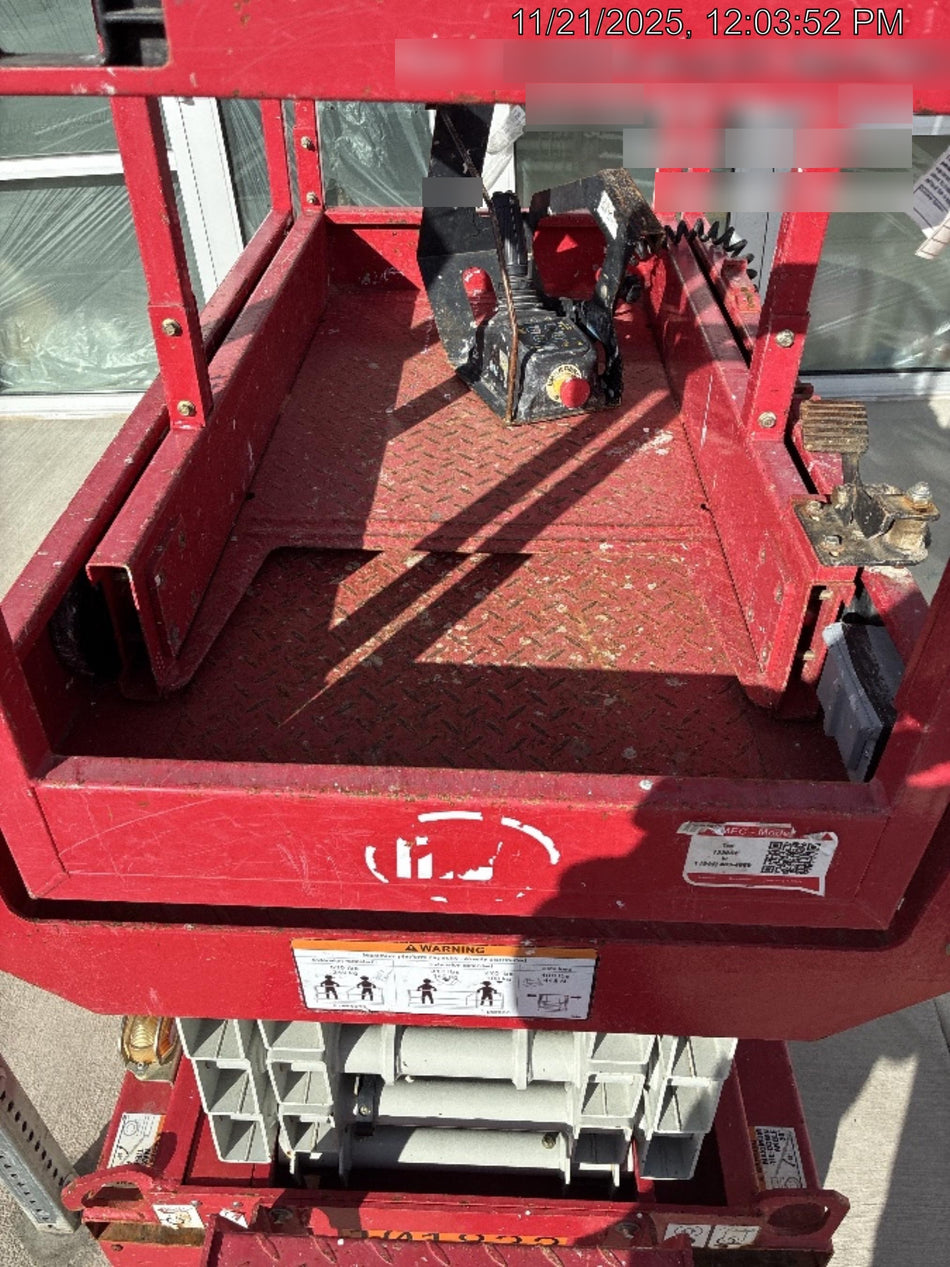 2020 MEC 1330SE Solid NM Tires, Steel Swing out Doors, LCS, Beacon, 900W Invertor