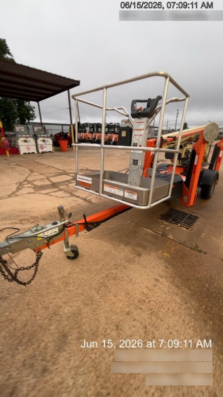 2022 JLG T350