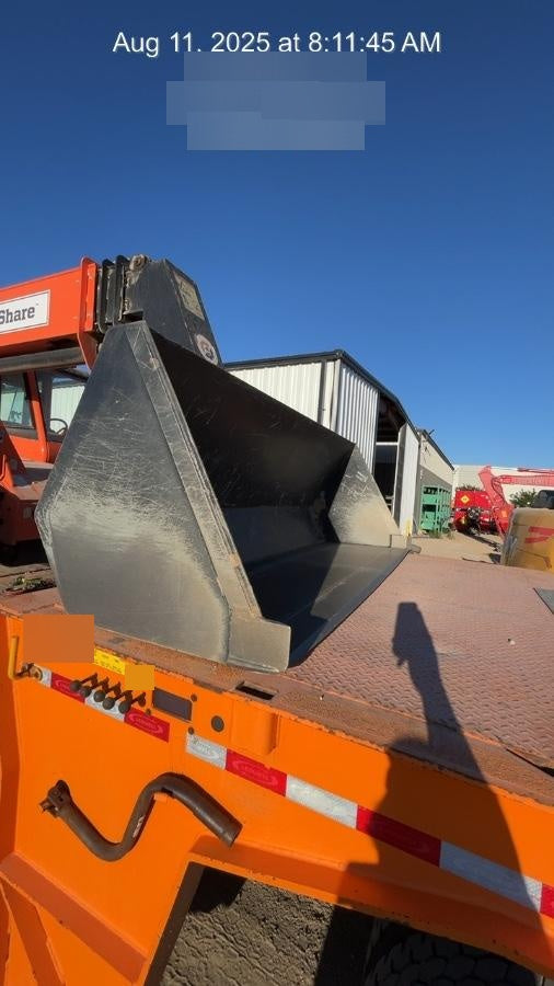 2024 JLG 1001100823