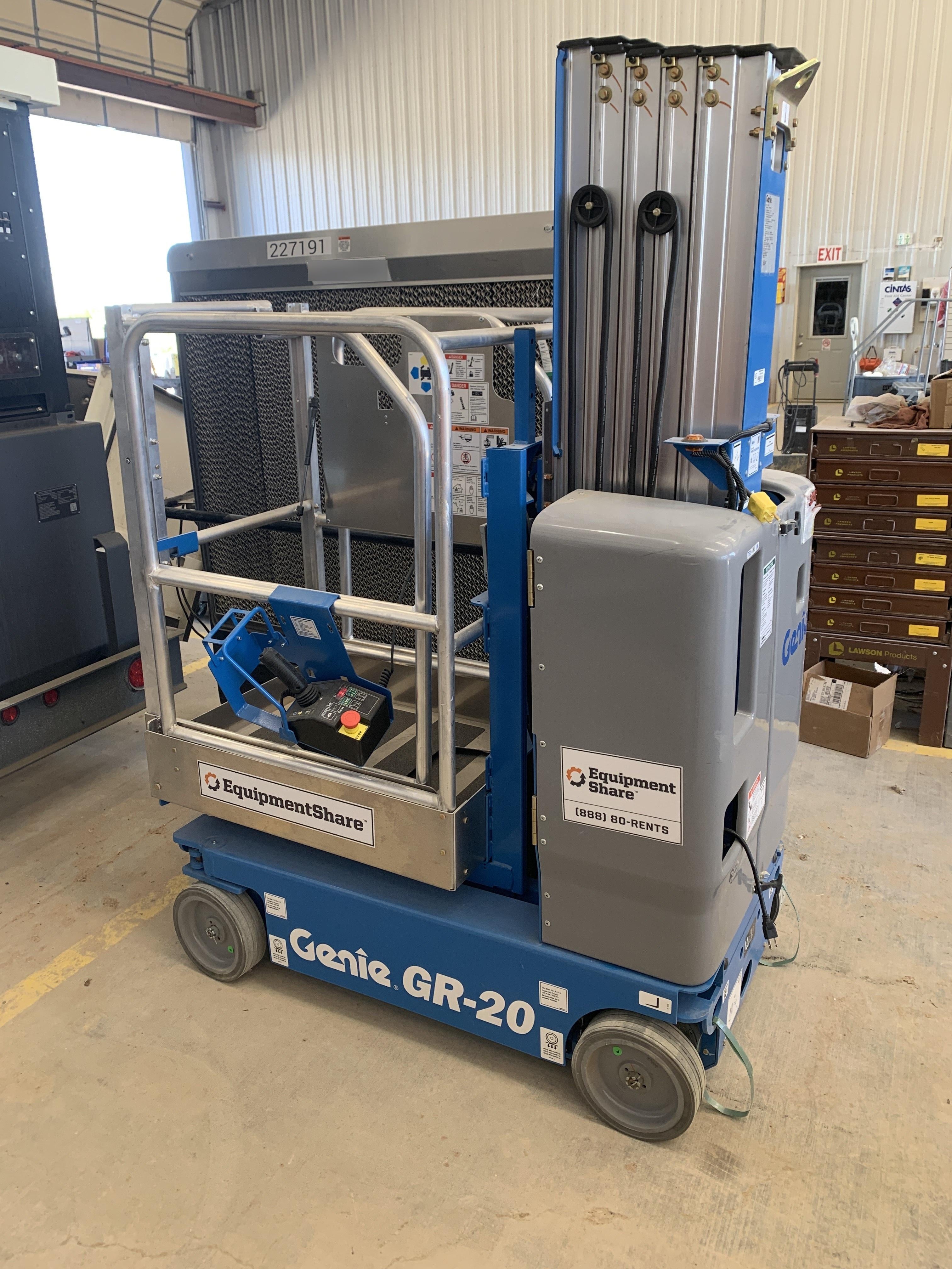 2022 GENIE GR-20
