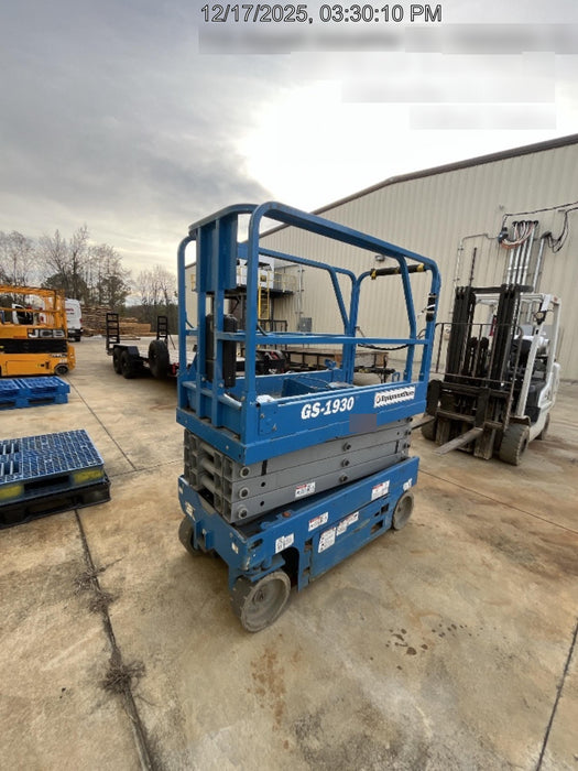 2020 Genie GS-1930 Fixed rails with chain entry gate - Pre A92.20