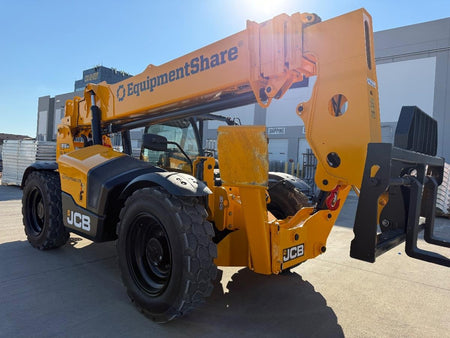 2025 JCB 512-56