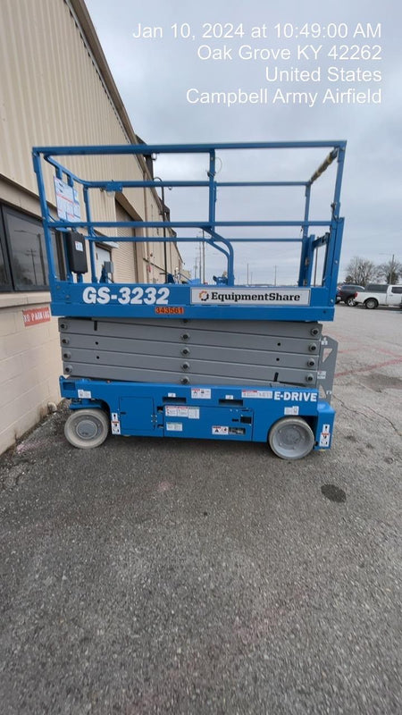 2023 GENIE GS-3232