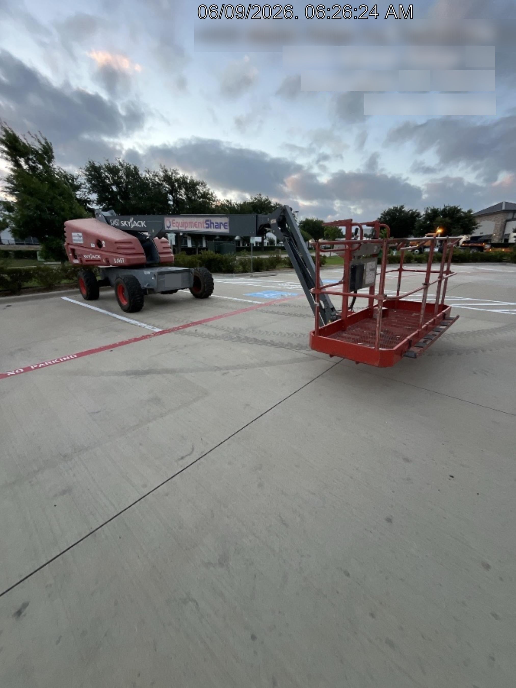 2016 SKYJACK SJ45T+