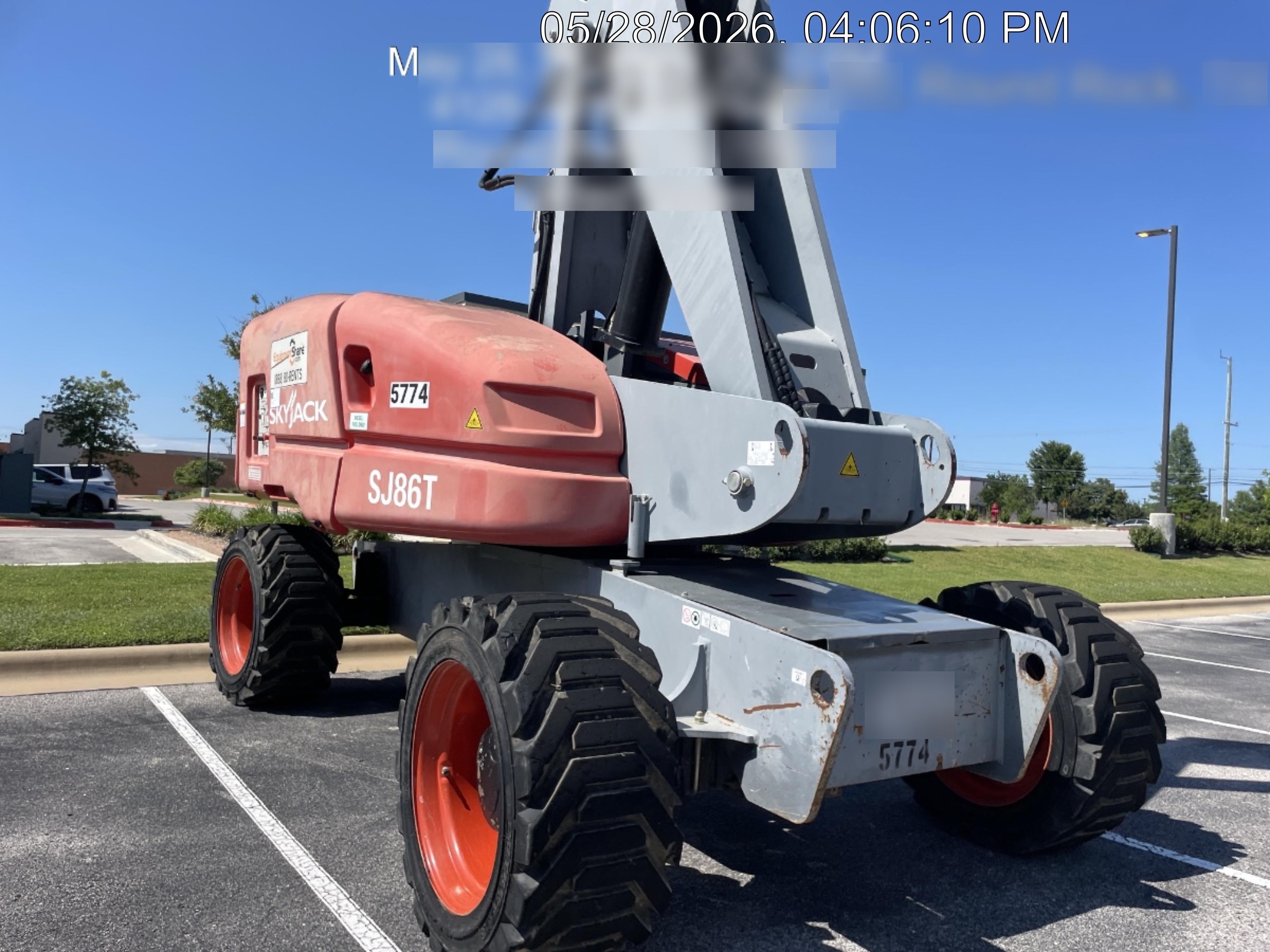 2017 SKYJACK SJ86T