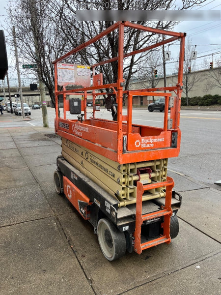 2022 JLG ES2632
