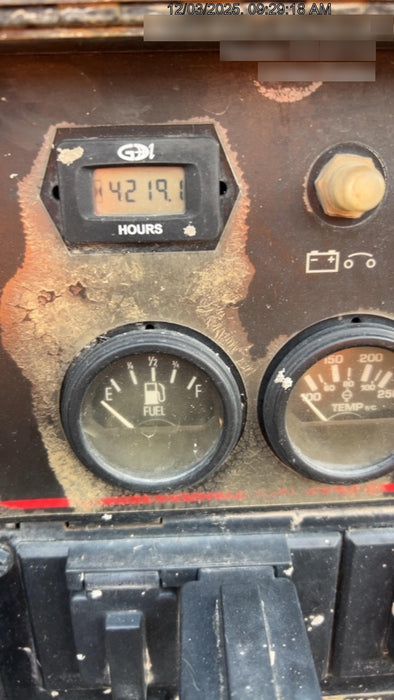 2019 Lincoln Electric Vantage 322 Welder Ready-Pak 3, Two wheel trailer, Fender and Light kit, Cable Rack