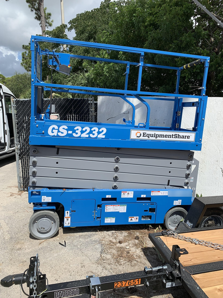 2022 GENIE GS-3232