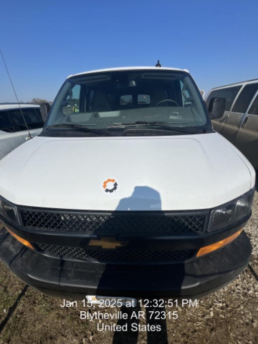 2025 CHEVROLET Express Van - Rental