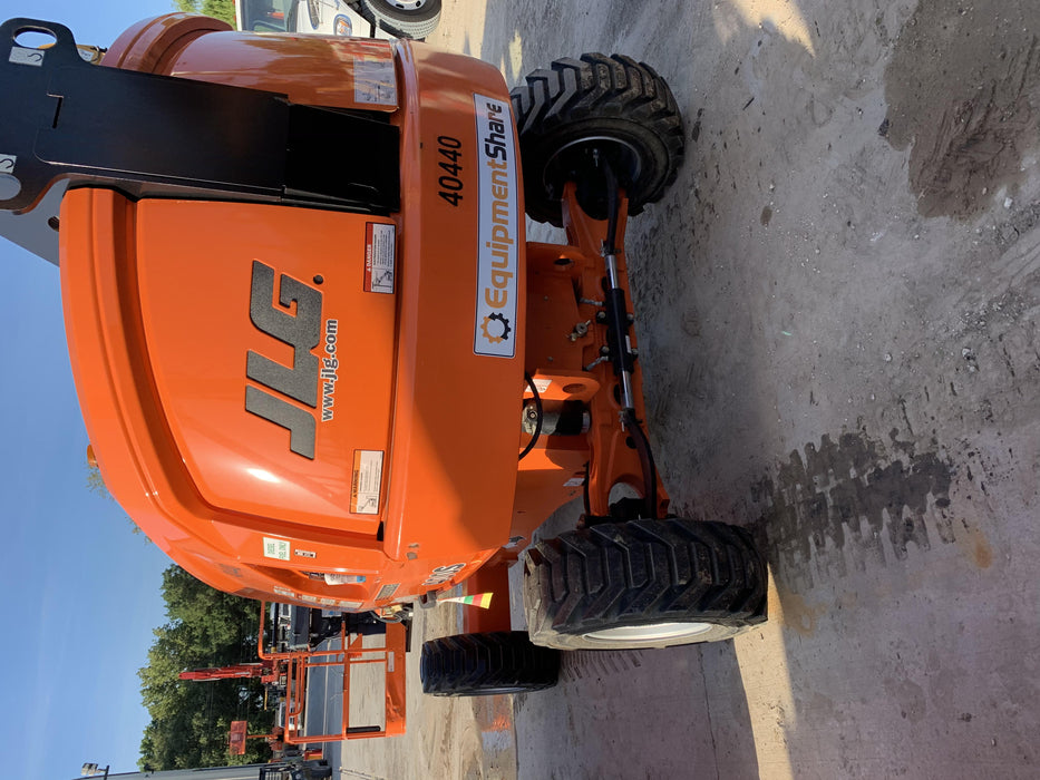 2019 JLG 600AJ