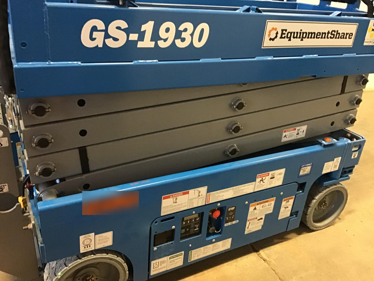 2019 Genie GS-1930 Fixed Rails with Chain Entry