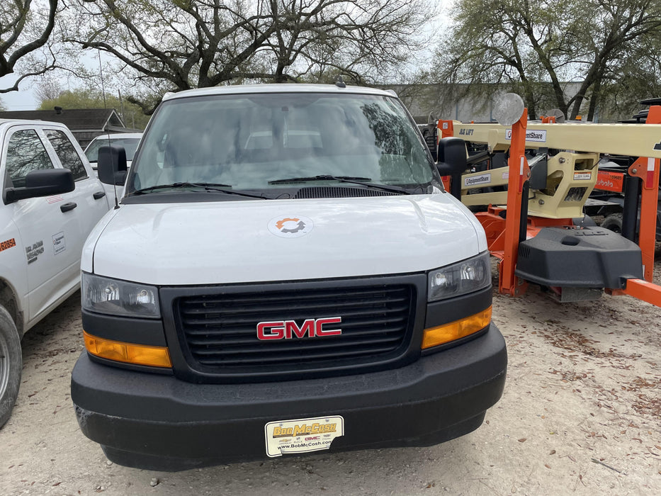 2022 GMC Savana 3500