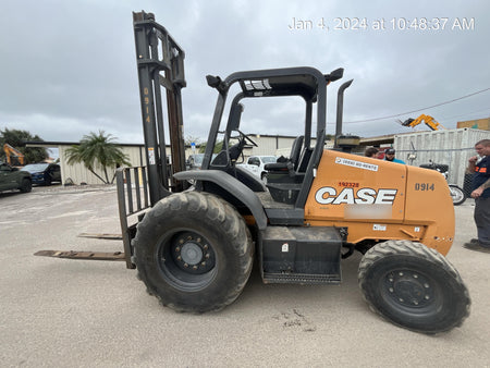 2018 CASE 586H