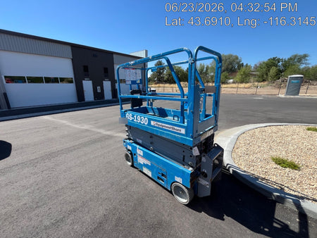 2019 Genie GS-1930 Half Height Swing Gate, 800W Inverter