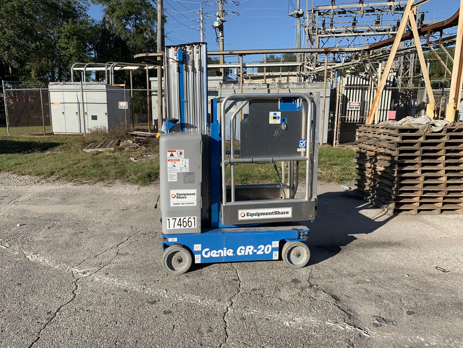 2021 GENIE GR-20