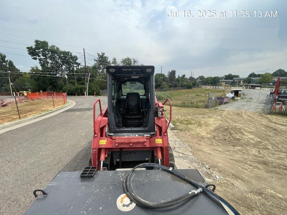 2021 PALADIN Sweepster SB72