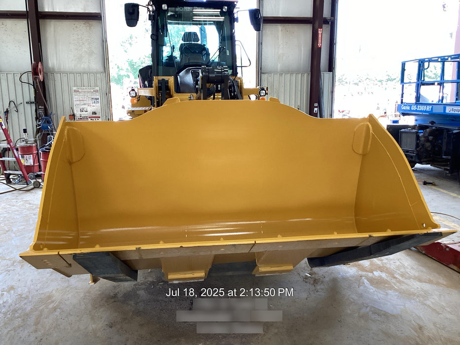 2025 JOHN DEERE 3.75 cu yd Wheel Loader Bucket - John Deere